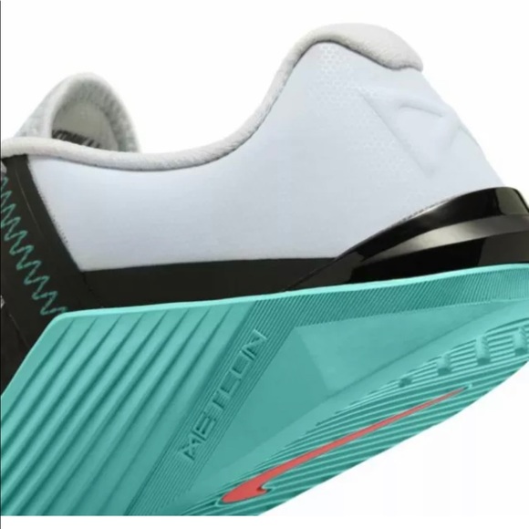 Nike Metcon 6 Women Shoes Football Grey Flash Crimson AT3160 020 MultiSizes - Picture 7 of 11